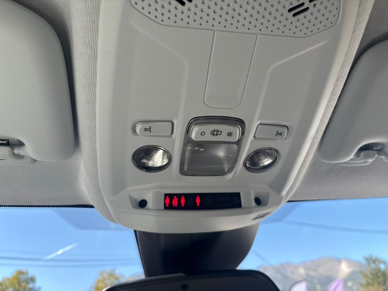 Peugeot 208 1.2 puretech 100ch s&s allure pack eat8 — photo 13