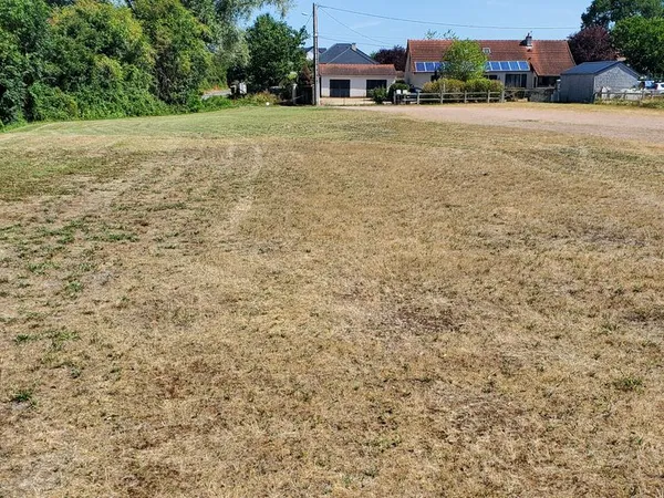 Terrain de 2000 m²