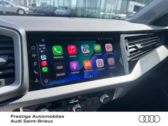 Audi A1 sportback 25 tfsi 95ch design s tronic 7 — photo 12