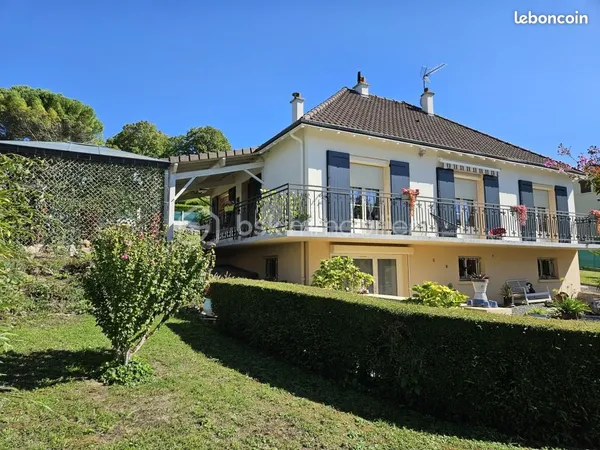 Maison 7 pièces 162 m²