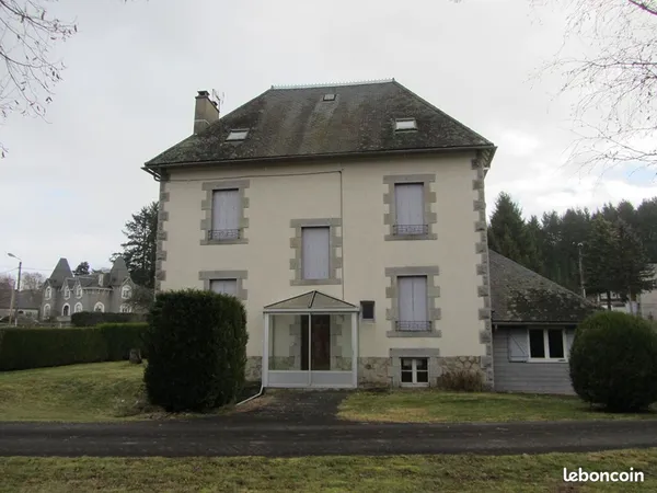 Maison 8 pièces 195 m²