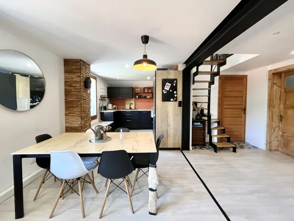 SAINT-JEAN-DE-SIXT - T4 DUPLEX RÉNOVÉ - 93 M² AU SOL