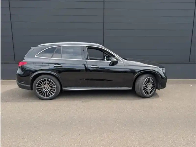 Mercedes Glc 300 e  hybrid eq 4matic — photo 6