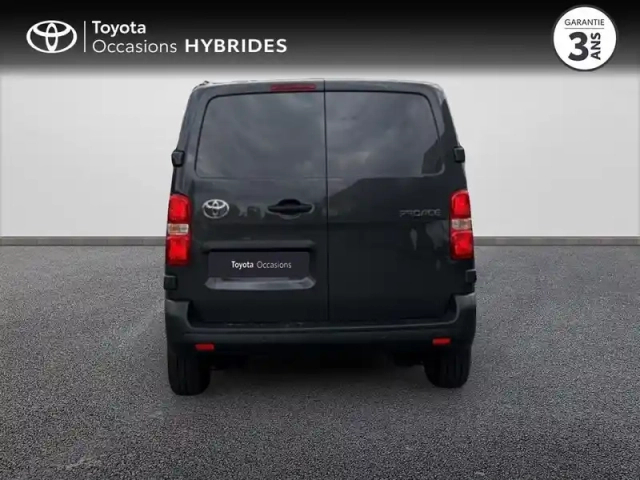 Toyota Proace medium 2.2 d-4d 150 cabine approfondie start pack confort bva my25 — photo 15