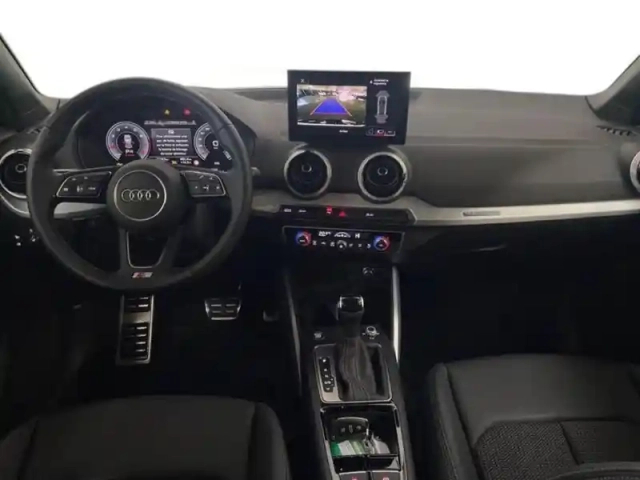 Audi Q2 35 tfsi 150 s tronic 7 s line — photo 8
