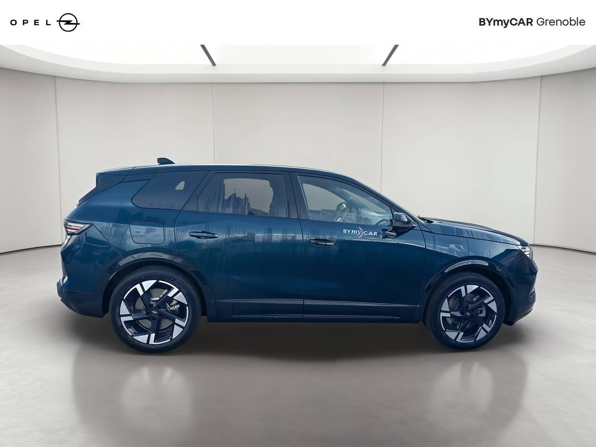 Opel Grandland Hybrid Rechargeable 195 ch e-DCT7 — photo 6
