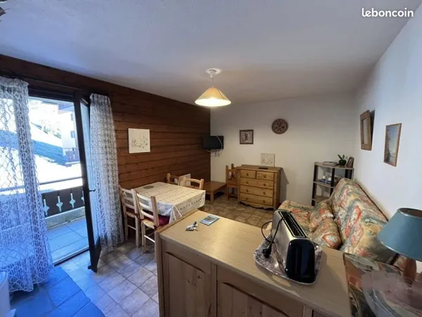 Studio 1 pièce 24 m²