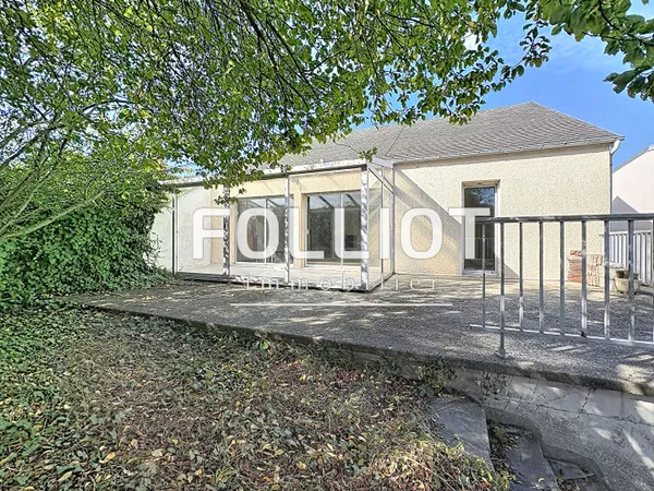 À vendre : Appartement spacieux de 6 pièces à Donville les Bains