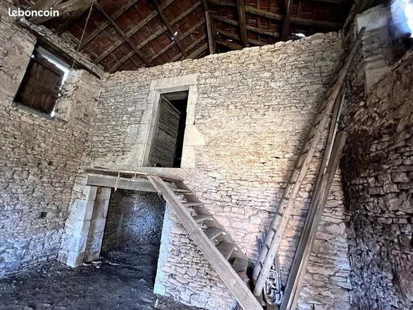 Bâtiment 1 pièce 100 m²