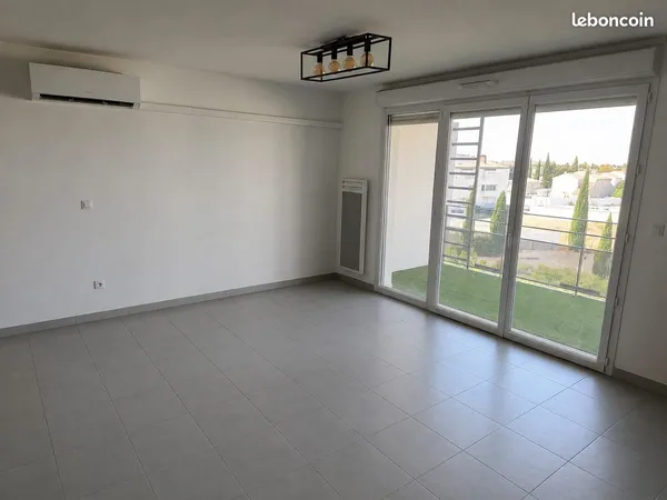 Appartement T3, 58m2, etage 3/3