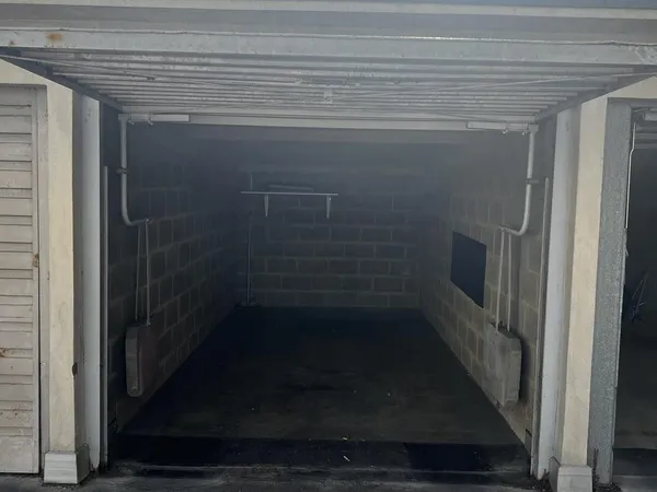 Parking 10 m²