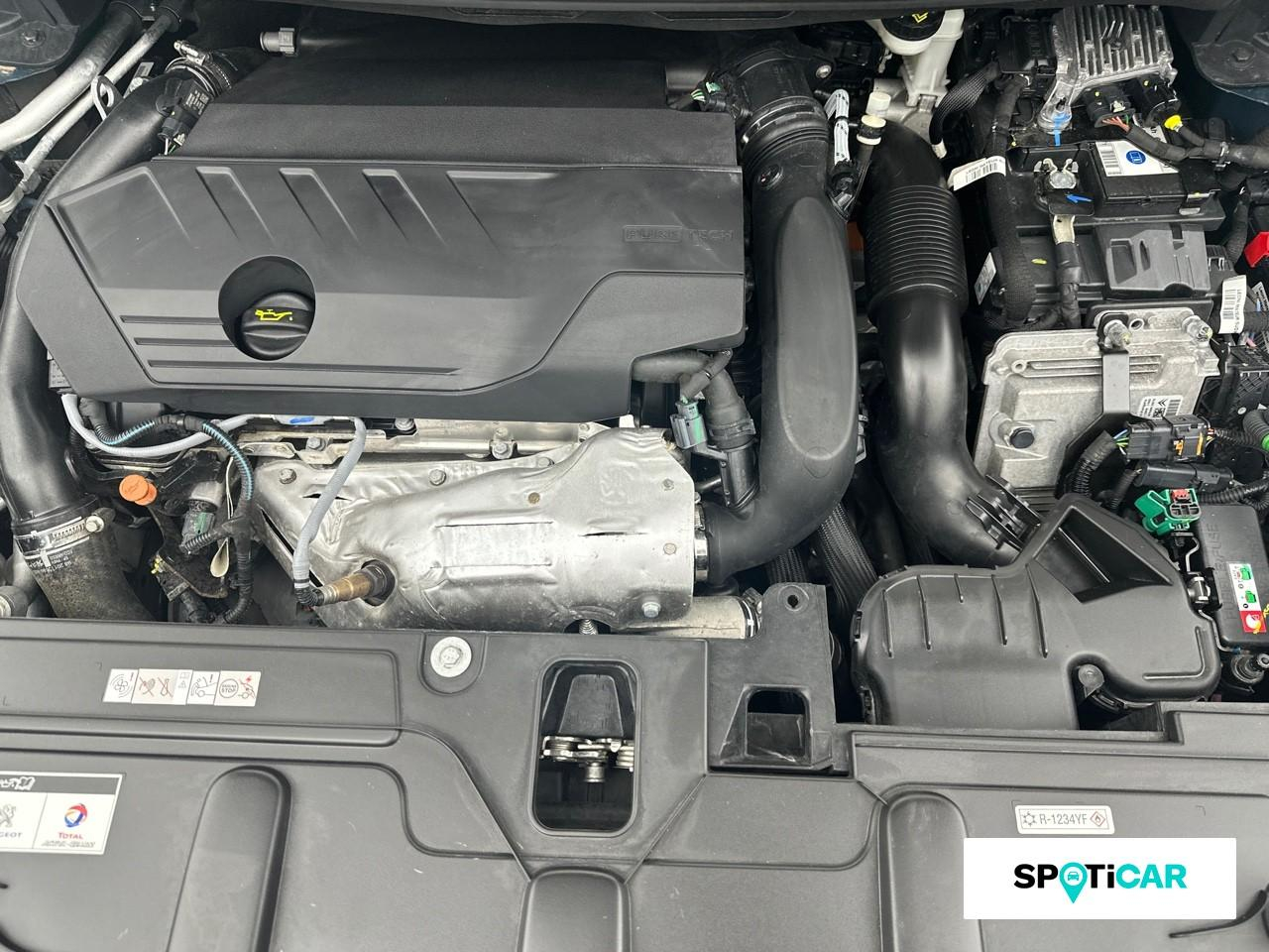 Peugeot 3008 hybrid 225ch allure pack e-eat8 — photo 20