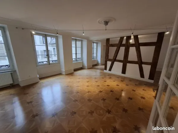 Appartement 5 pièces 136 m²
