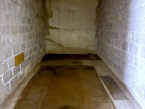 Box fermé en sous-sol, 2,22 x 5,37 m, Meudon Val Fleury