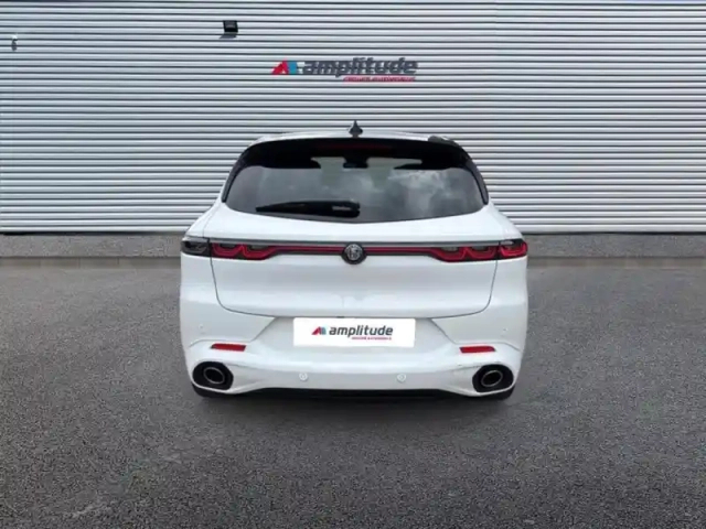 Alfa Romeo Tonale 1.3 phev 280ch tributo italiano at6 e-q4 — photo 6