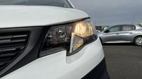 Peugeot Partner Standard 650kg BlueHDi 100ch S&S Asphalt — photo 17