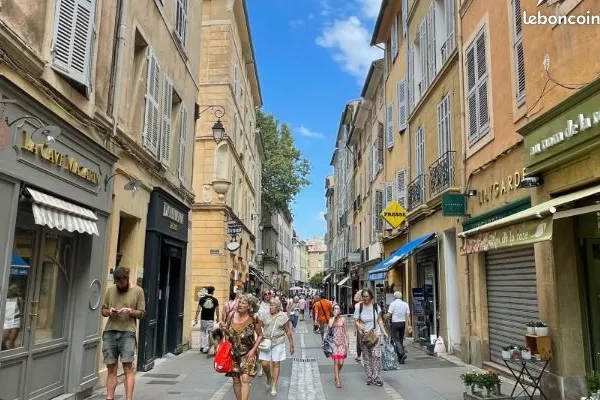 Local commercial 67 m² Aix-en-Provence