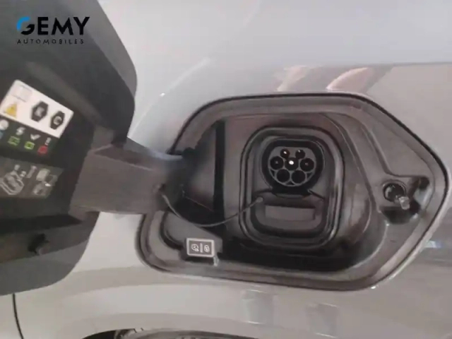 Peugeot 208 electrique 156 ch 54 kwh — photo 19