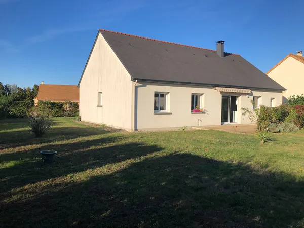 A LOUER - Maison CLERMONT-CREANS - 4 chambres - garage - jardin