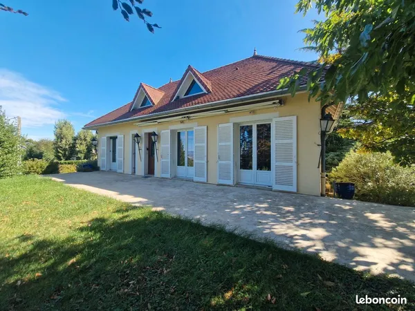 Maison 132 m² + terrain constructible 1 876 m² + vue panoramique