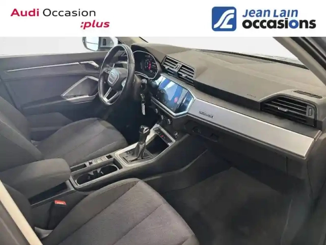 Audi Q3 40 tdi 190 ch s tronic 7 quattro — photo 11
