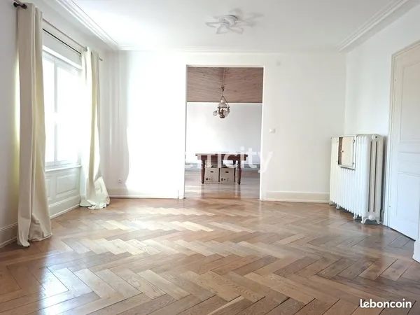 Appartement 4 pièces 117 m²