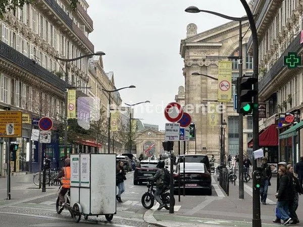 Local commercial 60 m²
