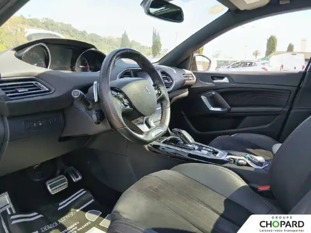 Peugeot 308 puretech 130ch s&amp;s eat8 — photo 15