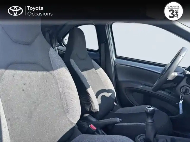 Toyota Aygo X 1.0 vvt-i 72ch dynamic my24 — photo 6