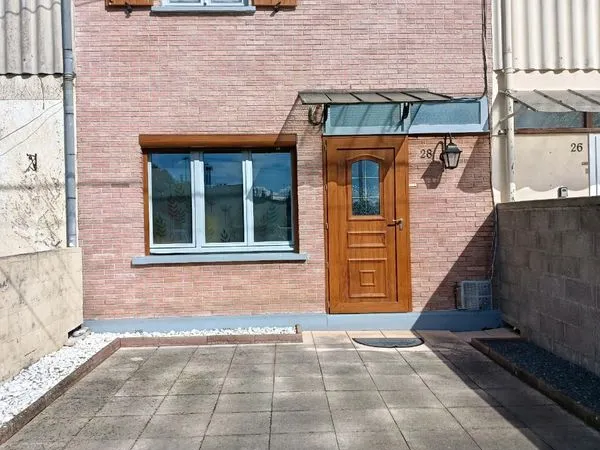 Maison rénovée de 70 m² avec cour - Abbeville (Cité de l'Arsenal)