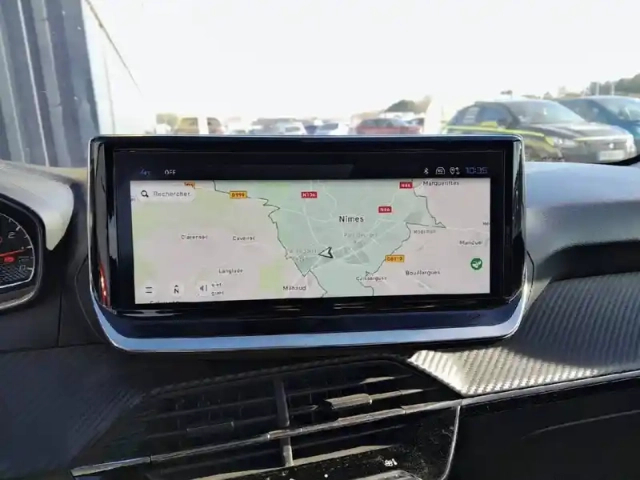 Peugeot 208 puretech 100 s&amp;s bvm6 — photo 12