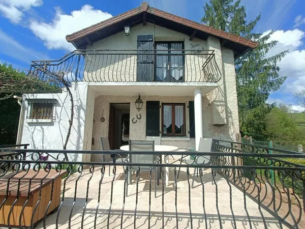 Vente Maison de campagne 77 m² à Chauffailles 75 000 €