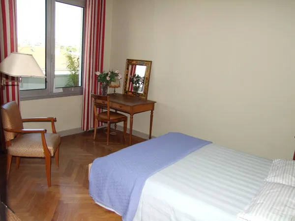 Chambre de 12m2 à louer sur Lyon 06