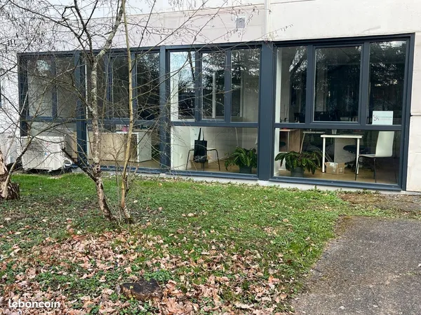 250m2 BUREAUX SUD DE BLOIS