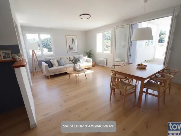 T4 lumineux 71m2 + véranda 22 m2, vue dégagée plein centre