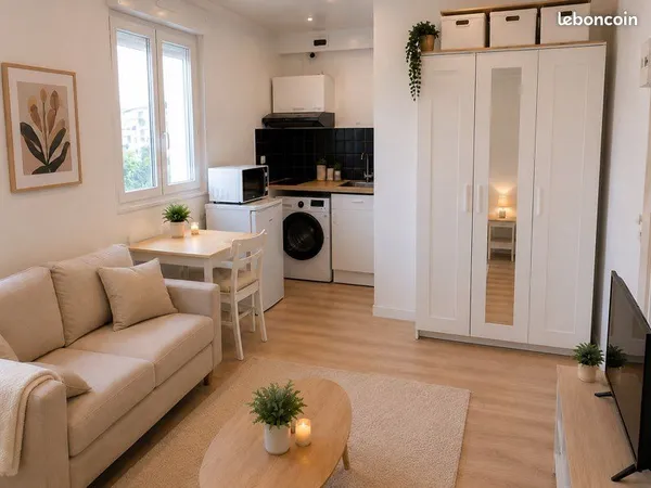 Colocation à Bondy - Chambre meublée avec kitchenette - 500/mois