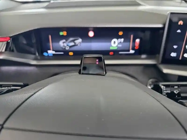Opel Grandland electrique 213 ch &amp; batterie 73 kwh — photo 24