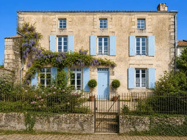 Maison 6 pièces 140 m²