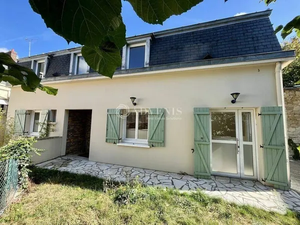 Local commercial 113 m²