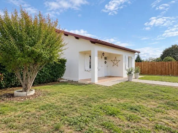 Résidentiel, au calme, villa modernisée !