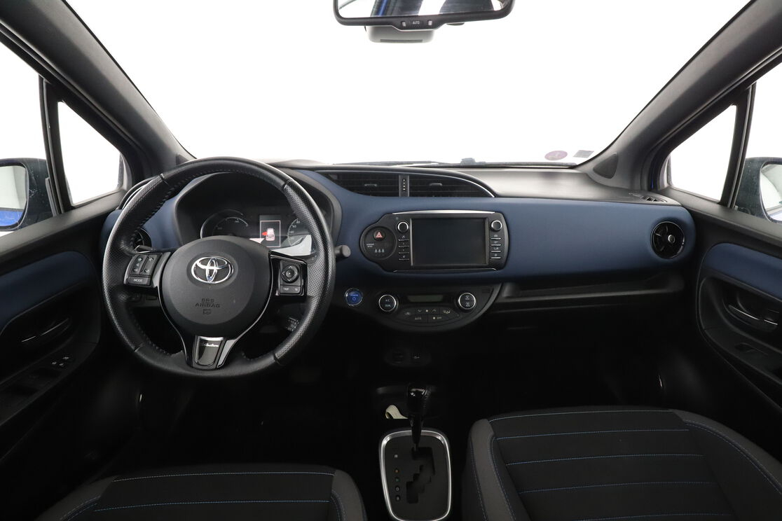 Toyota Yaris 1.5 Hybrid Collection — photo 11