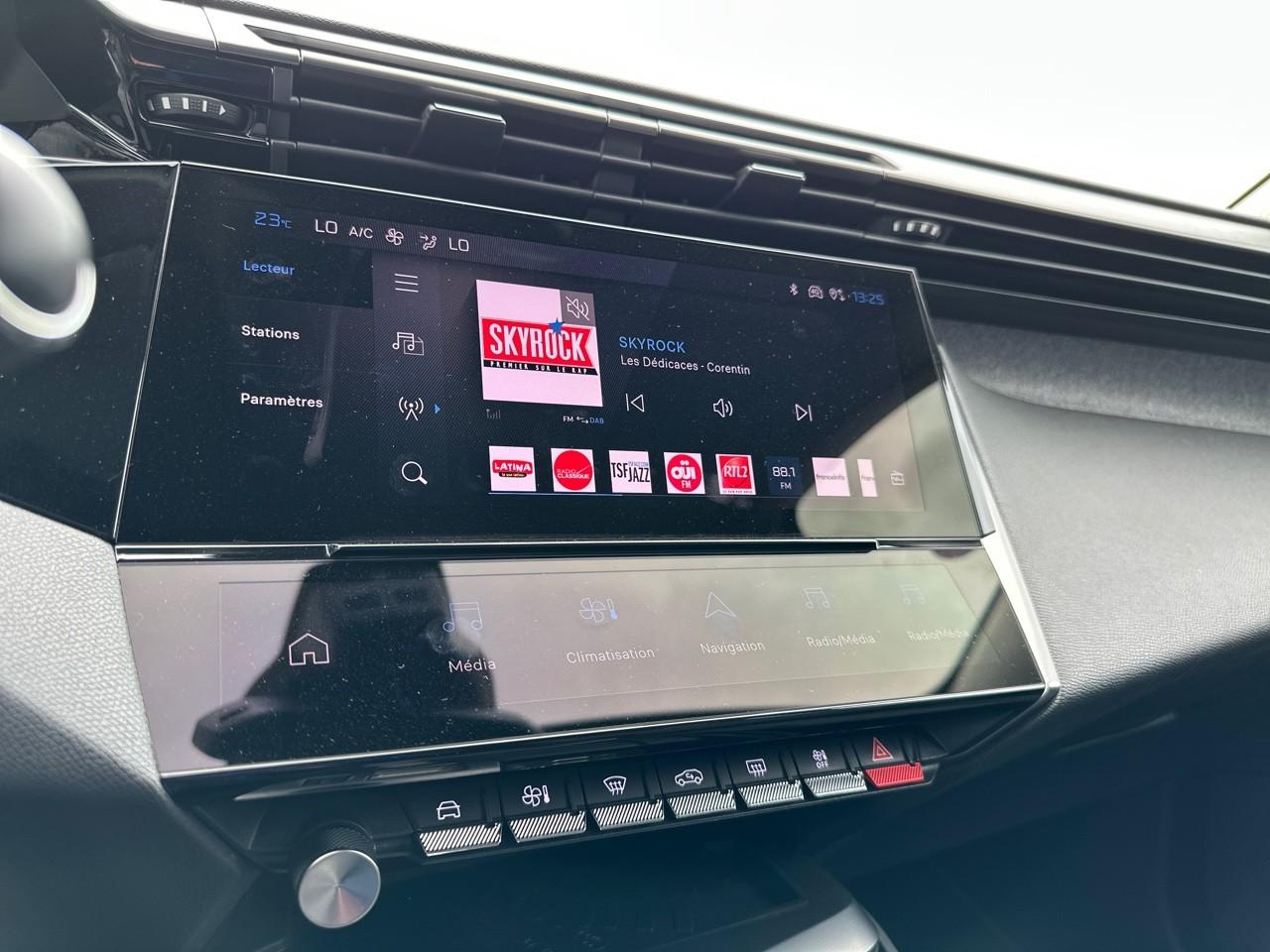 Peugeot 308 sw puretech 130ch s&s eat8 allure pack — photo 22