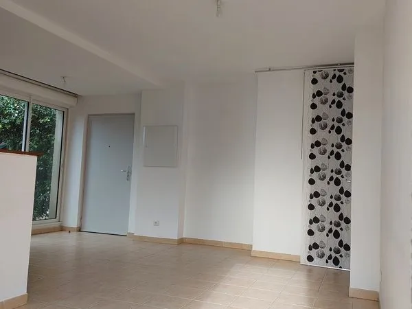 T2 de 50m² à Lambesc en r-d-j avec terrasses