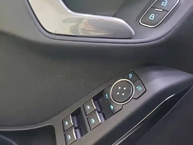 Ford Fiesta 1.0 ecoboost 100 s&amp;s bva6 — photo 28