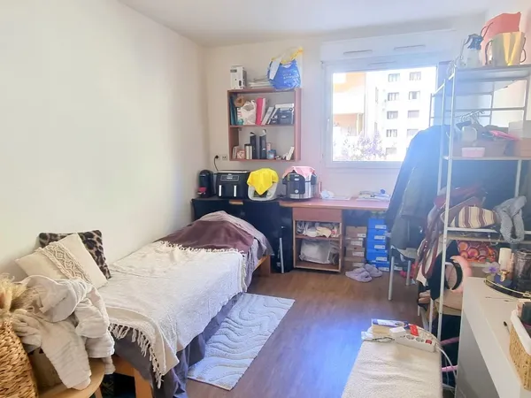 NICE RIQUIER - STUDIO A VENDRE
