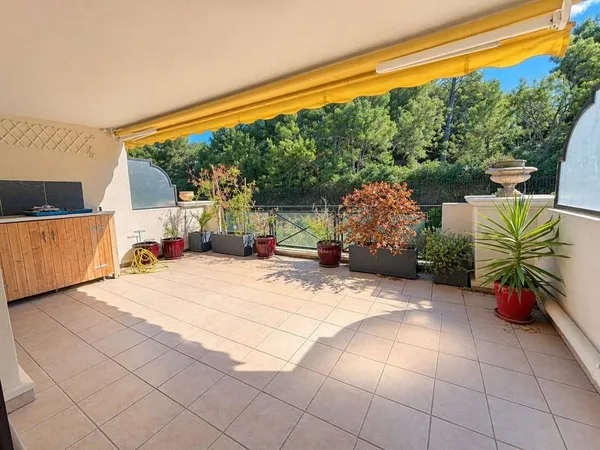 Appartement 4 pièces 99 m²