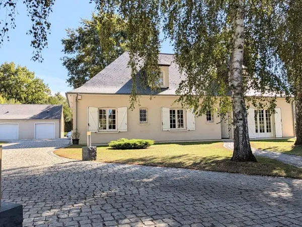 Maison 5 pièces 165 m²