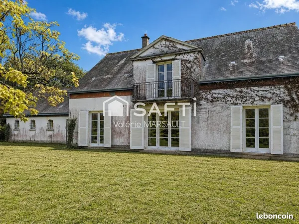 Maison 10 pièces 237 m²
