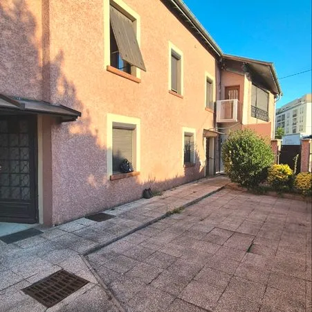 Appartement 60m2 avec jardin privatif (40m2)