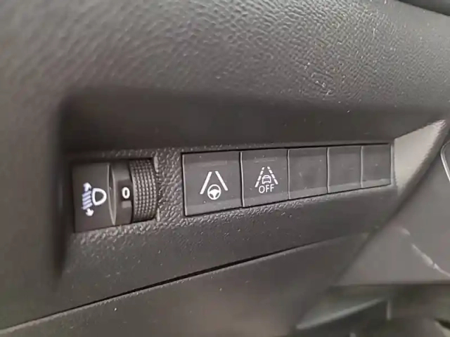 Peugeot 2008 bluehdi 130 s&amp;s eat8 — photo 25